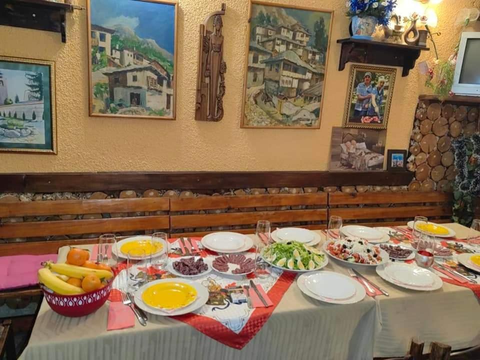 Family Hotel Santo Bansko Exterior photo
